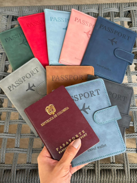 Porta pasaportes